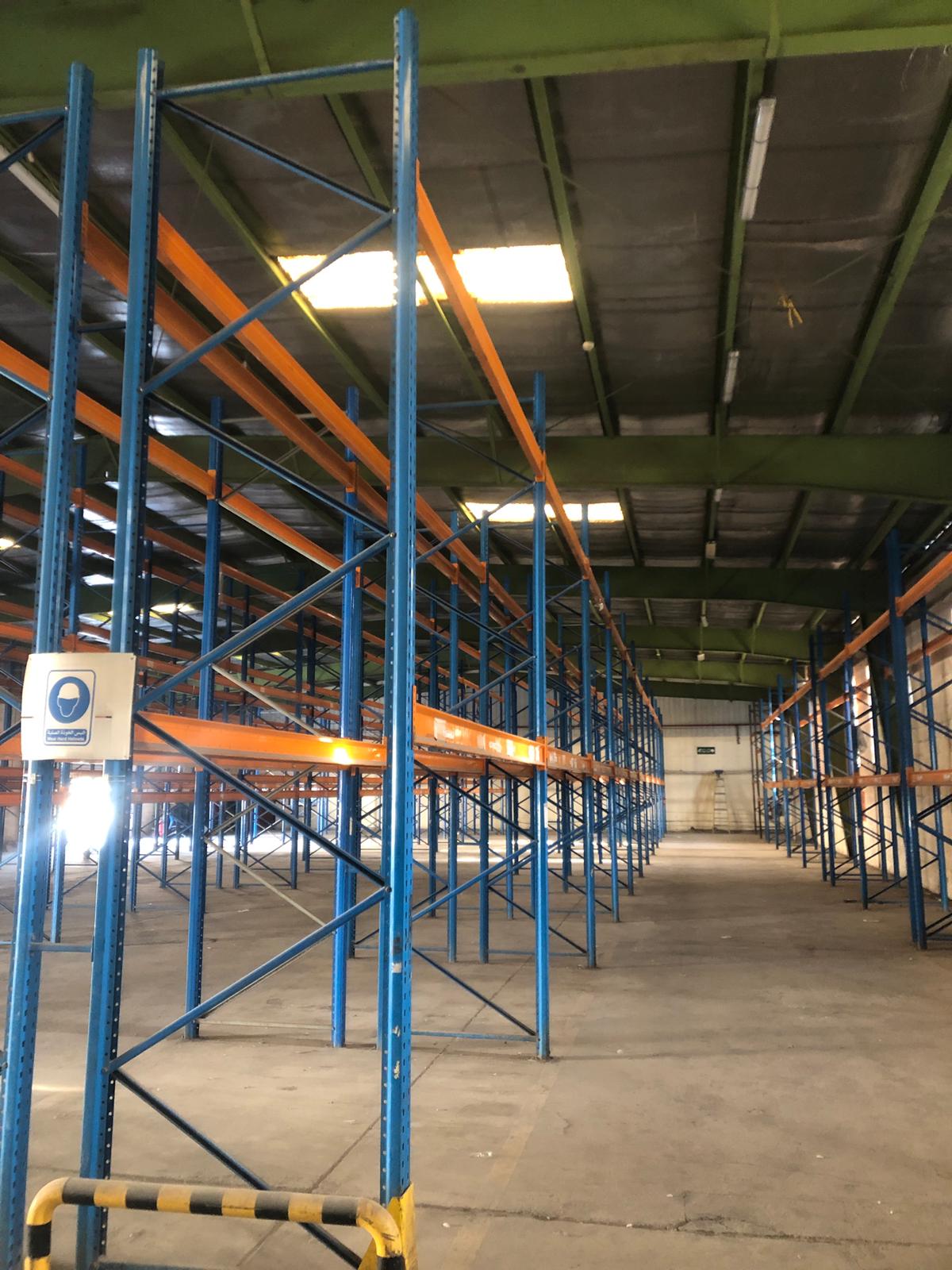 Used Heavy Duty storage shelves Used Heavy Duty storage shelves