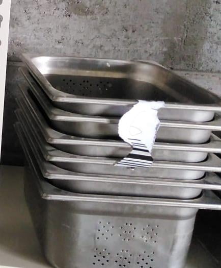 Perforated base | Pujadas Stainless Steel Containers 15 cm depth | 30 x 13 cm dimensions